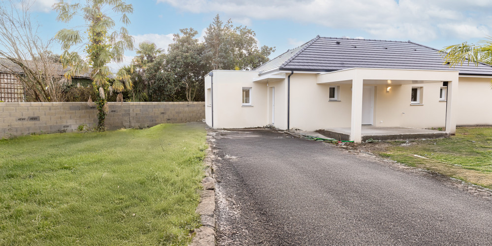 maison à LONS (64140)