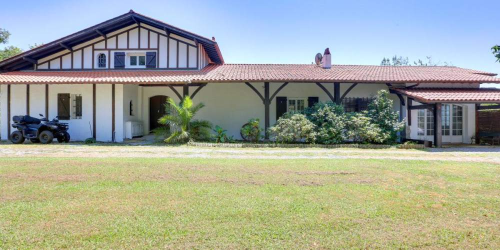 maison à CIBOURE (64500)