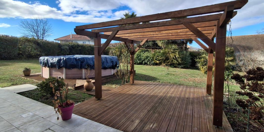 maison à NAVAILLES ANGOS (64450)