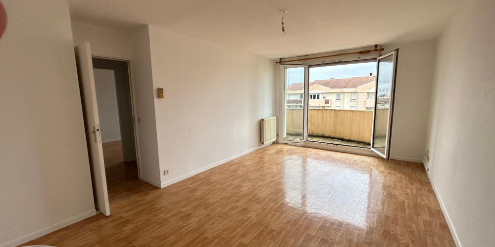 appartement à PAU (64000)