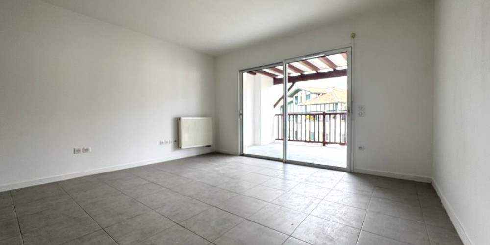 appartement à URRUGNE (64122)