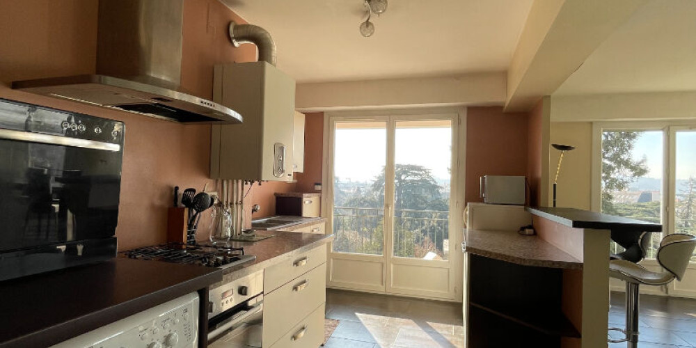 appartement à PAU (64000)