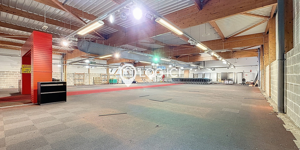 local commercial à COARRAZE (64800)