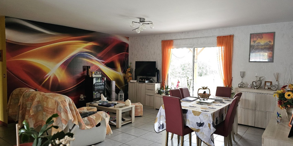 maison à PUYOO (64270)