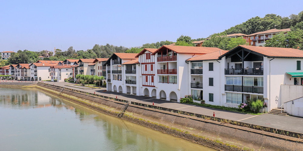 appartement à CIBOURE (64500)