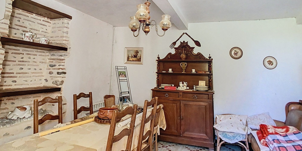 maison à THEZE (64450)