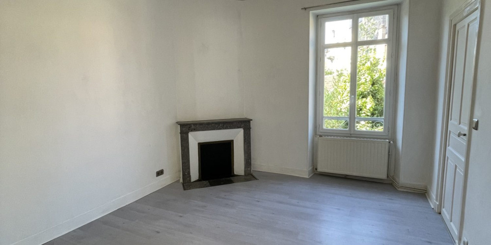 appartement à PAU (64000)