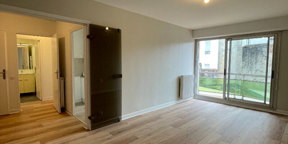 appartement à PAU (64000)