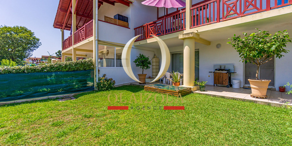 appartement à ST PEE SUR NIVELLE (64310)