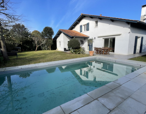 maison  ST PIERRE D IRUBE