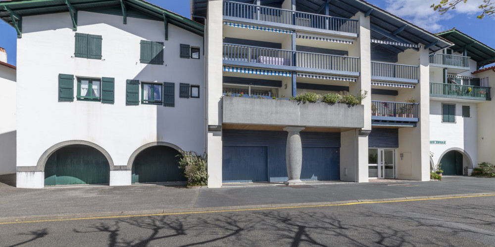appartement à URRUGNE (64122)