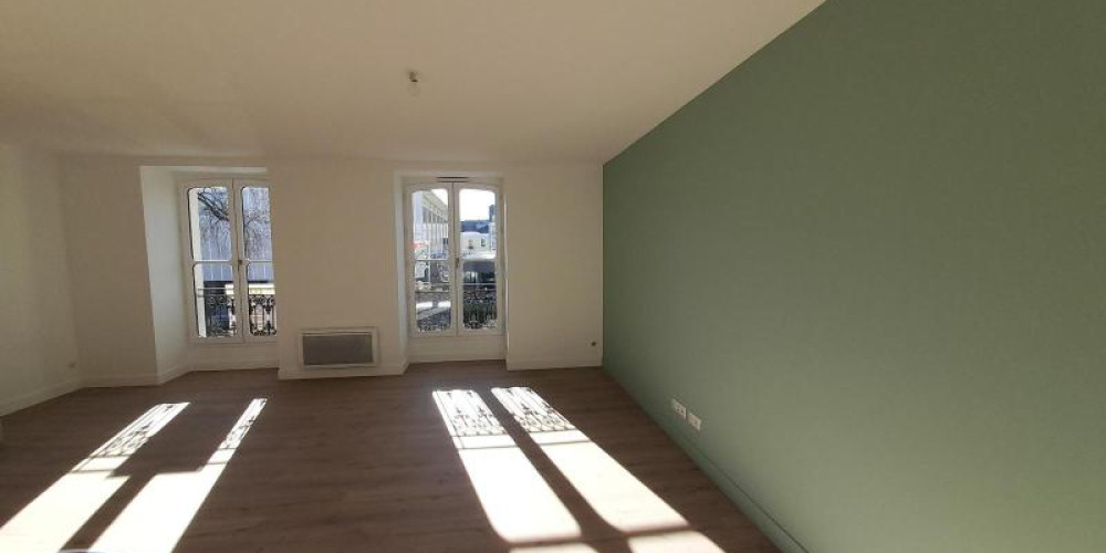 appartement à PAU (64000)