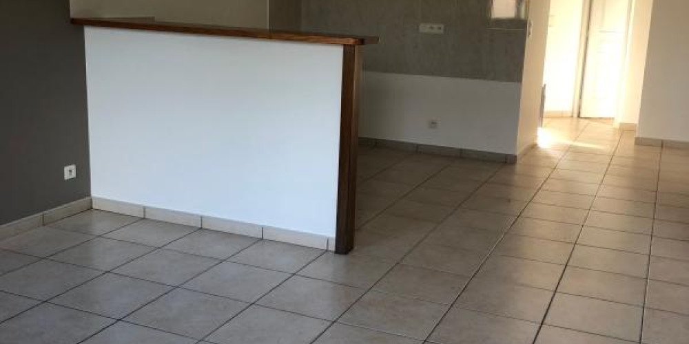 appartement à URCUIT (64990)