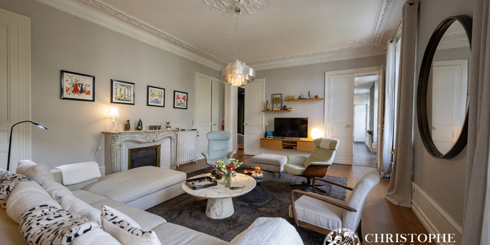 appartement à PAU (64000)