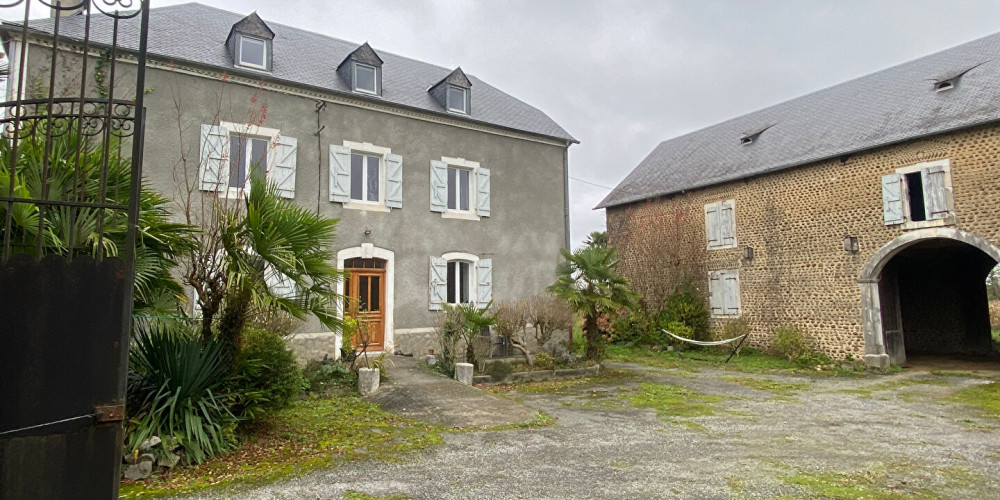maison à ST CASTIN (64160)