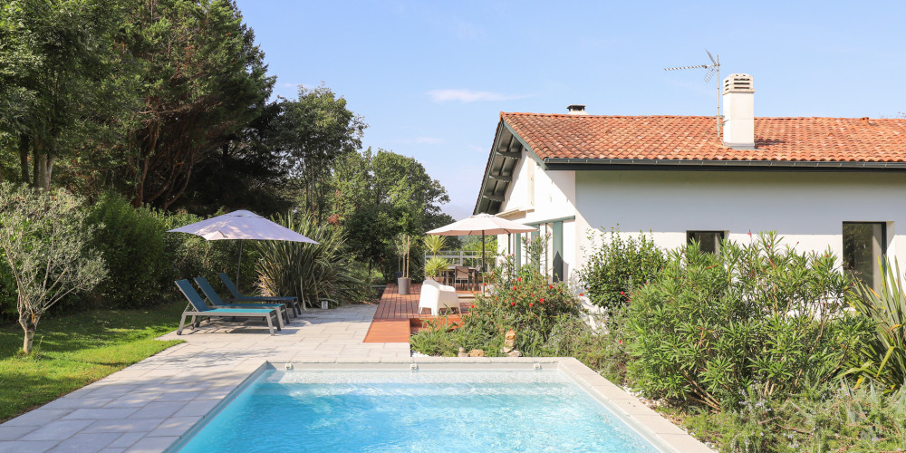 maison à ARBONNE (64210)