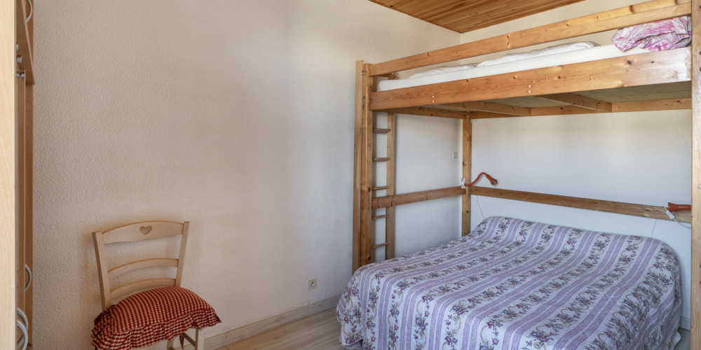 appartement à URRUGNE (64122)