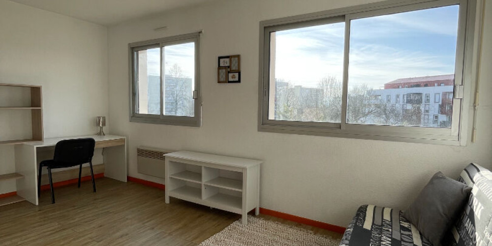 appartement à PAU (64000)