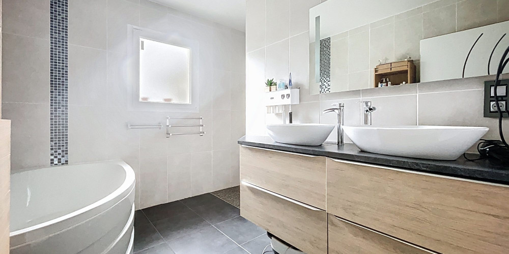 maison à SERRES CASTET (64121)