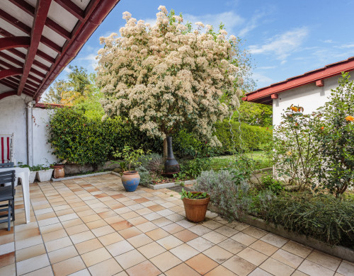 maison  CAMBO LES BAINS