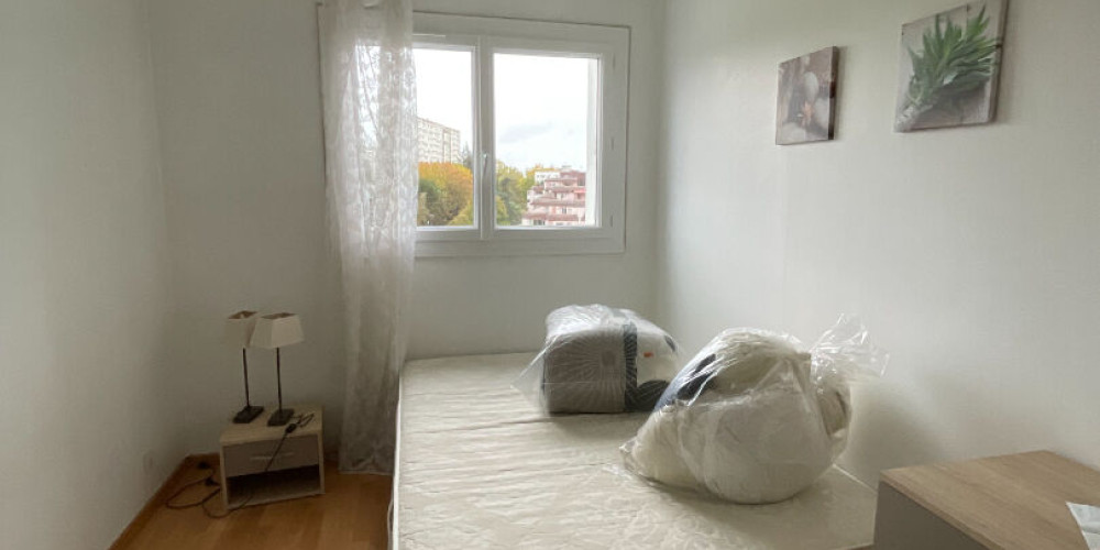 appartement à PAU (64000)