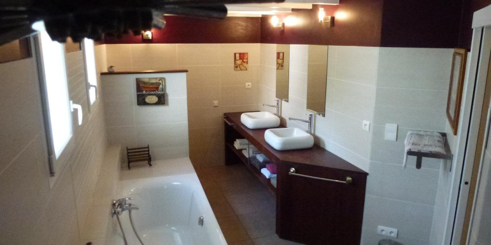 maison à CIBOURE (64500)