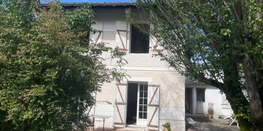 maison à LOURDES (65100)