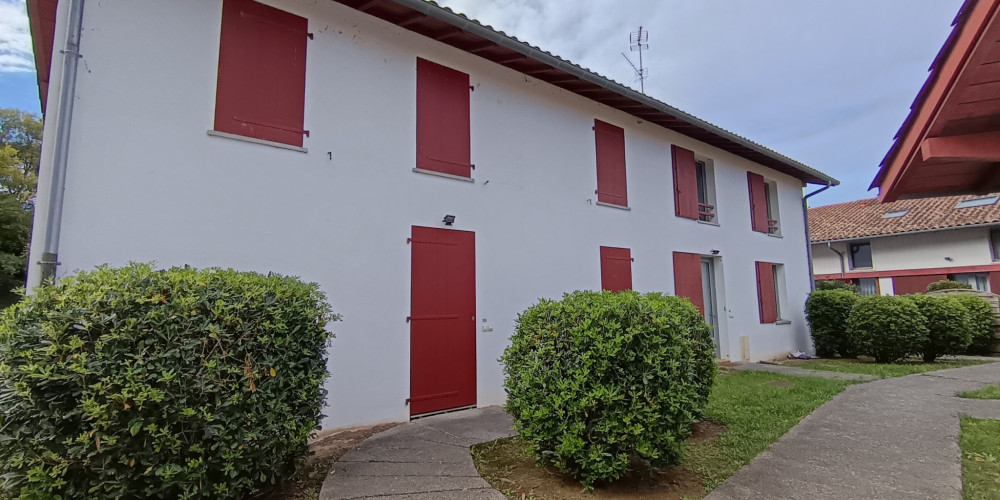 maison à URRUGNE (64122)