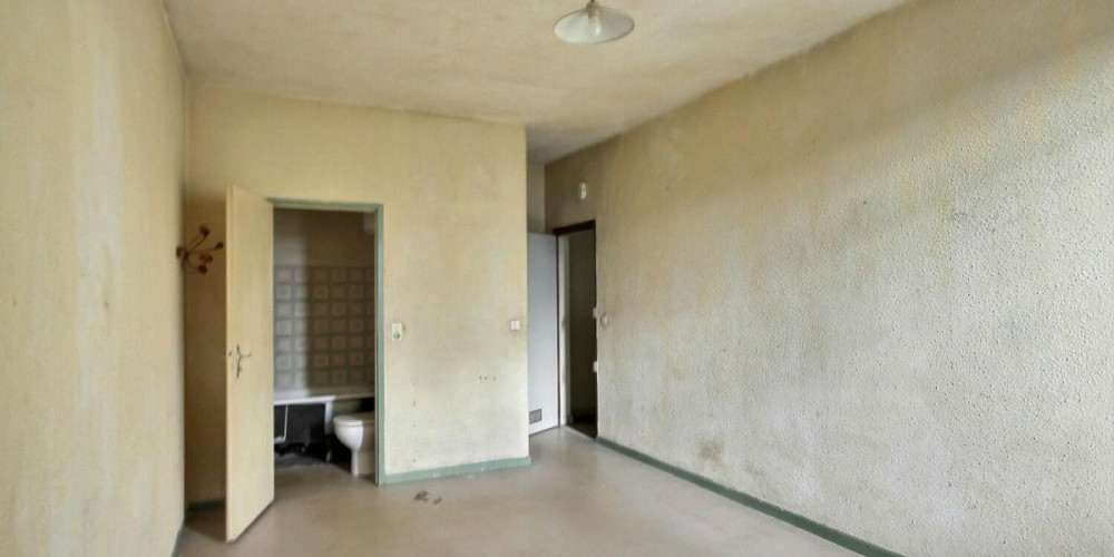 appartement à PAU (64000)