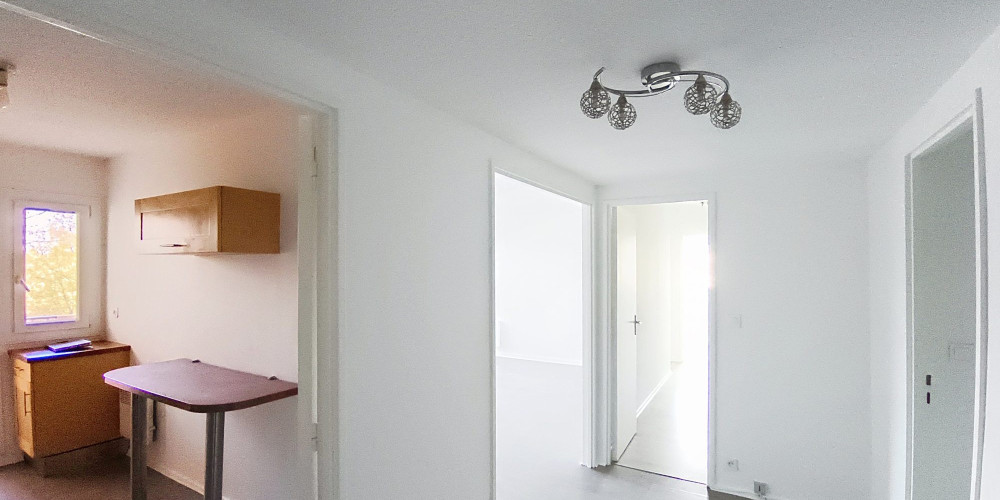 appartement à PAU (64000)