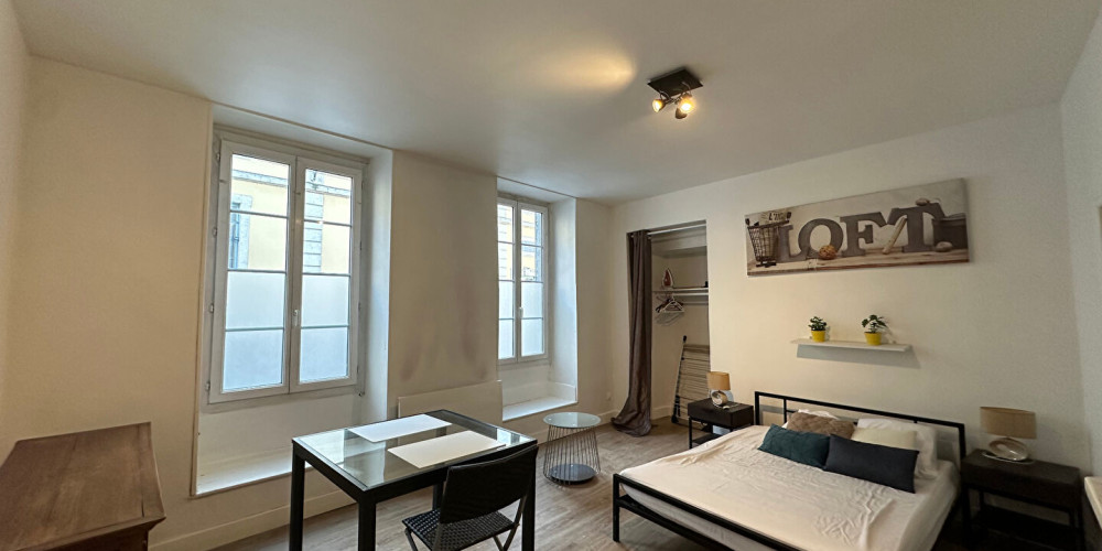 appartement à PAU (64000)