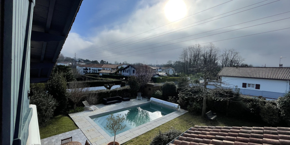 maison à ST PIERRE D IRUBE (64990)