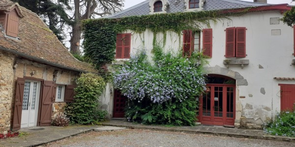 maison à SALIES DE BEARN (64270)