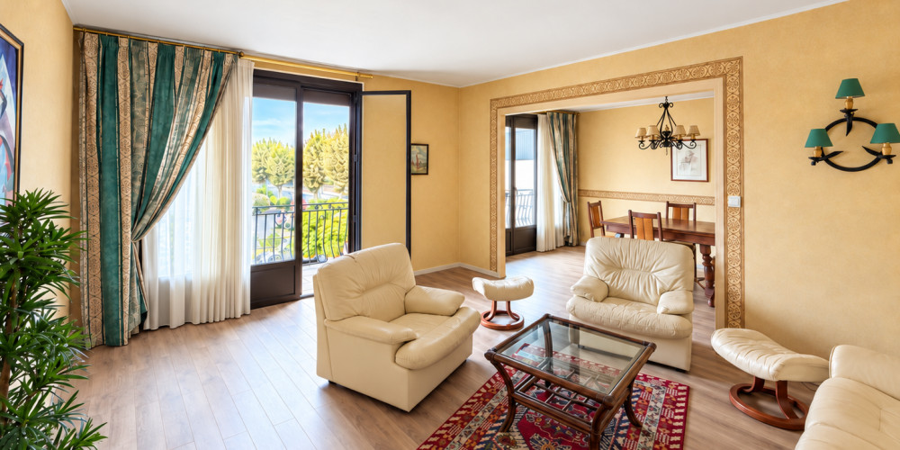 appartement à PAU (64000)