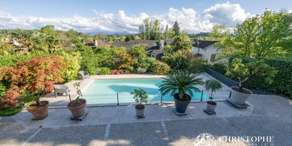 maison à PAU (64000)