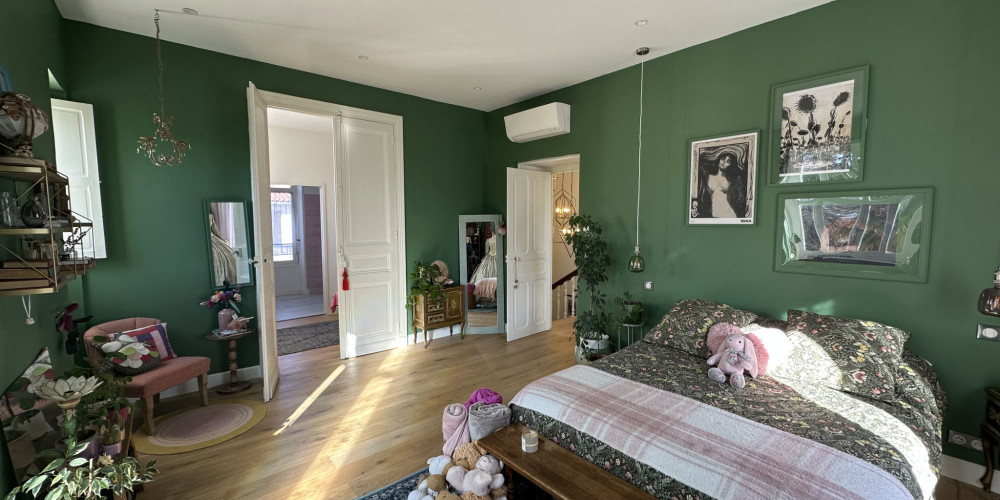 maison à PAU (64000)