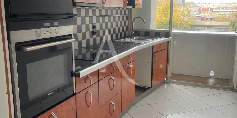 appartement à PAU (64000)