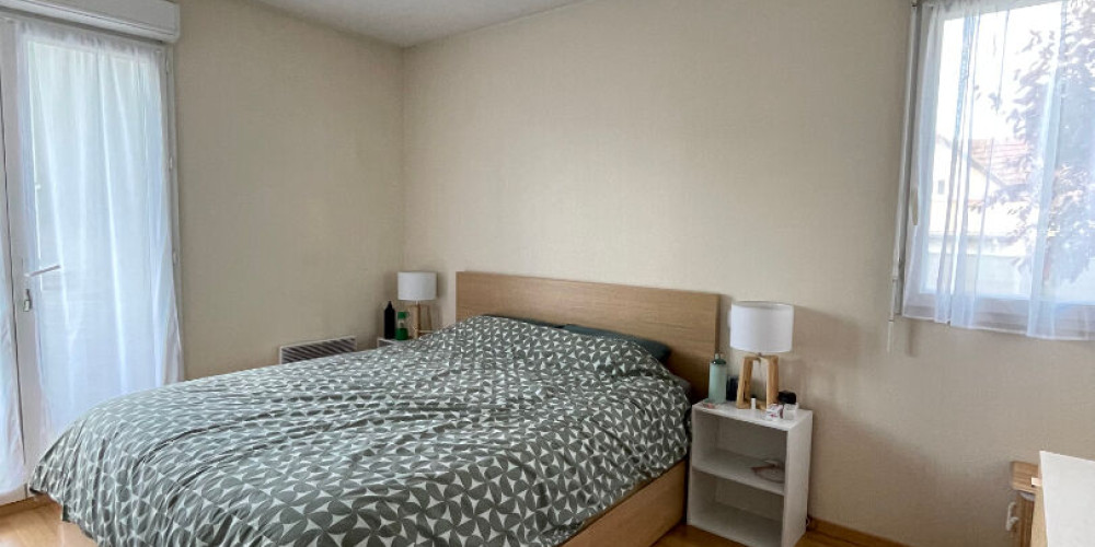 appartement à LONS (64140)