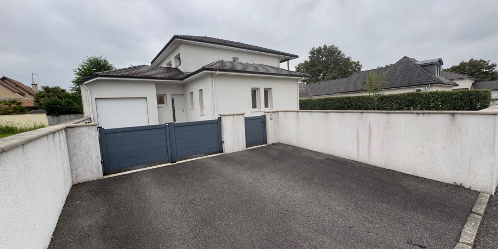maison à IDRON (64320)