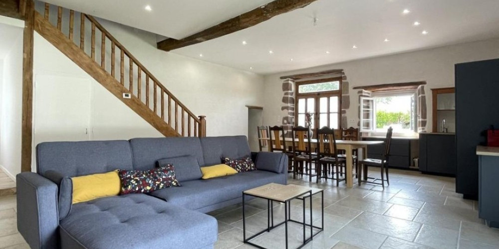 maison à ST JEAN LE VIEUX (64220)