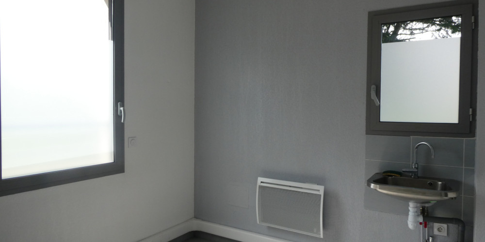 local commercial à LOURDES (65100)