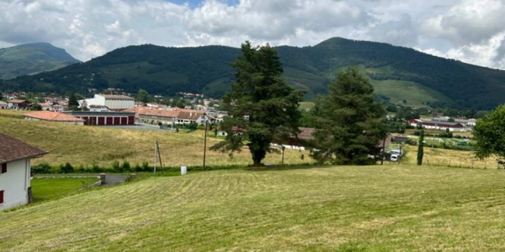 terrain à ST JEAN PIED DE PORT (64220)