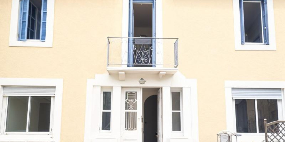 maison à LESTELLE BETHARRAM (64800)