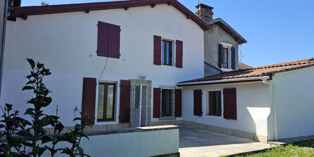 maison à SALIES DE BEARN (64270)