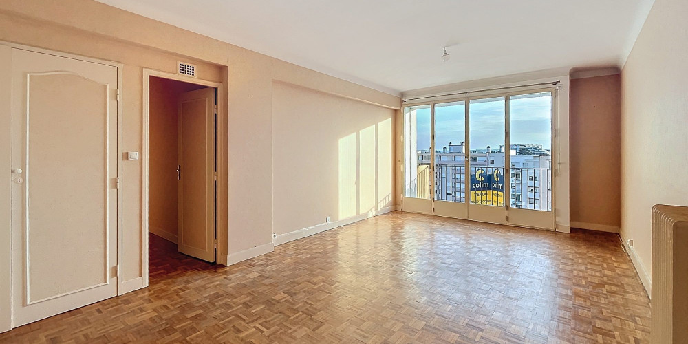 appartement à PAU (64000)