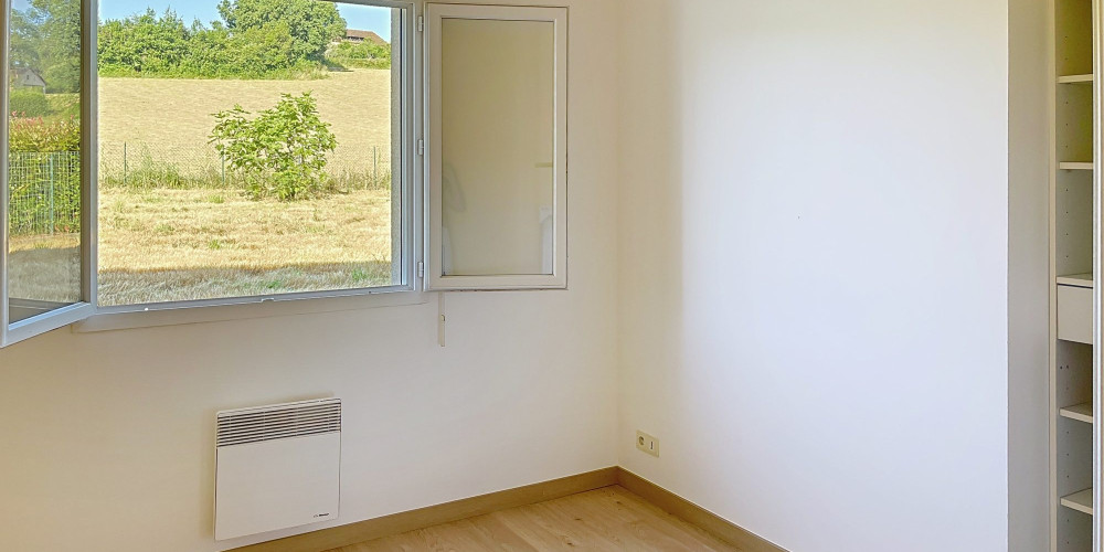 maison à THEZE (64450)