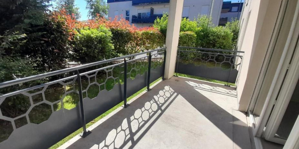 appartement à PAU (64000)