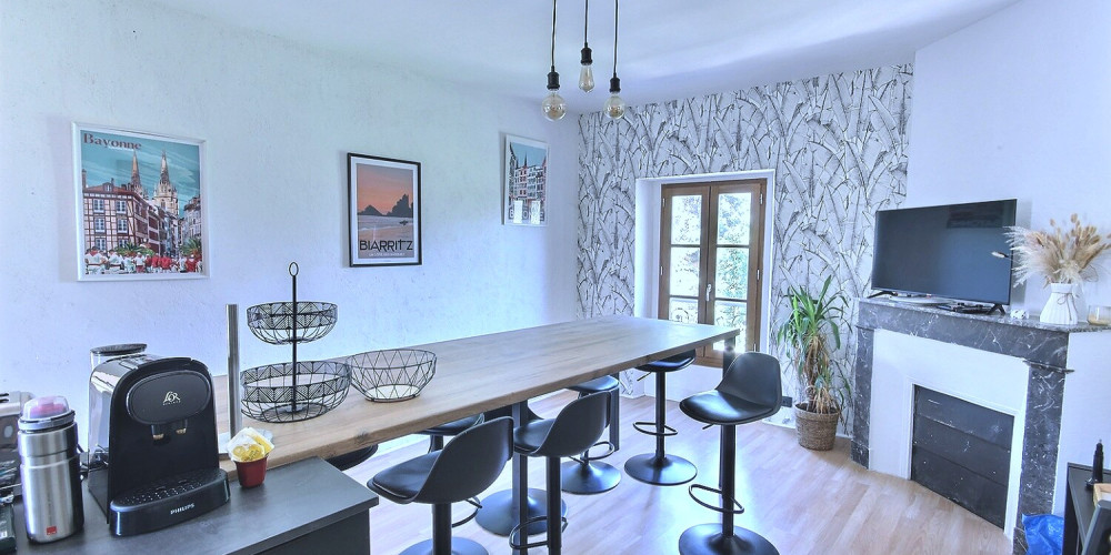 appartement à PAU (64000)