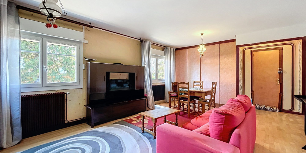 appartement à PAU (64000)