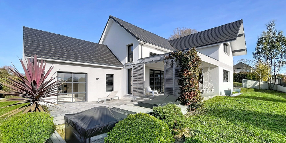 maison à SAUVAGNON (64230)